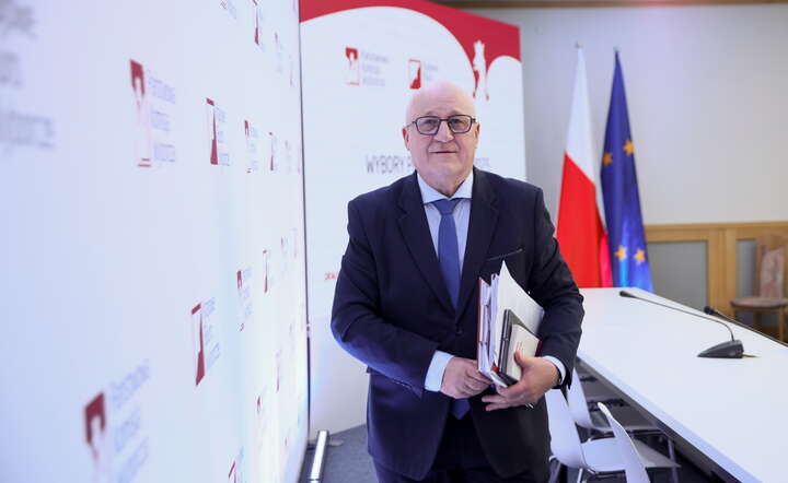  Przewodniczący Państwowej Komisji Wyborczej Sylwester Marciniak / autor: PAP/Leszek Szymański