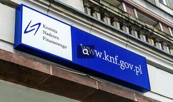 Pośrednik kredytowy zarobi dwa razy? KNF apeluje o zmianę