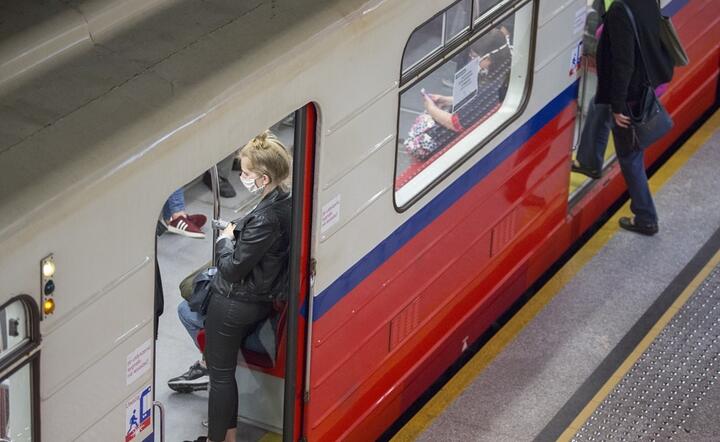Metro / autor: Fratria