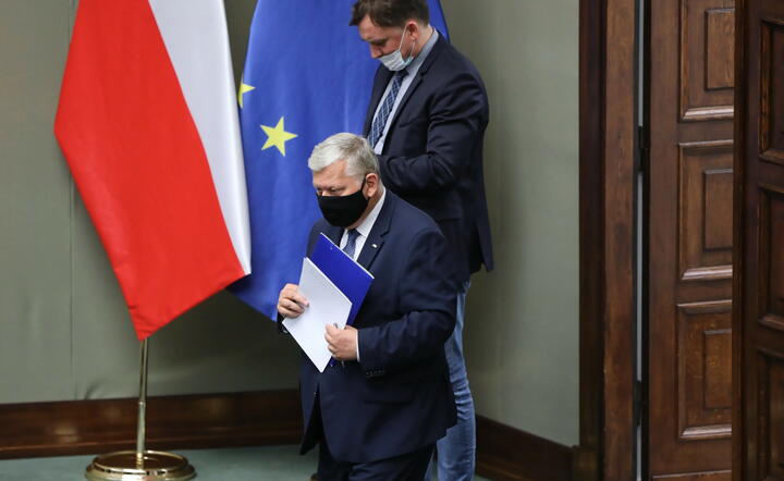 poseł PiS Marek Suski i prezes Solidarnej Polski, minister sprawiedliwości, prokurator generalny Zbigniew Ziobro / autor: fotoserwis PAP