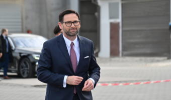 Orlen nie planuje przejęcia sieci sklepów Żabka