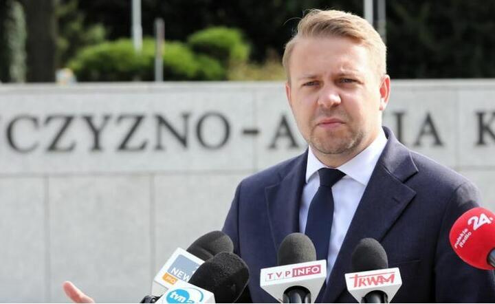 Ozdoba: System kaucyjny dobrowolny i bezparagonowy