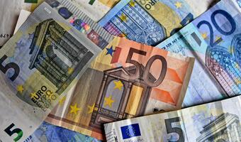 Dolar i euro prawie 5 złotych!