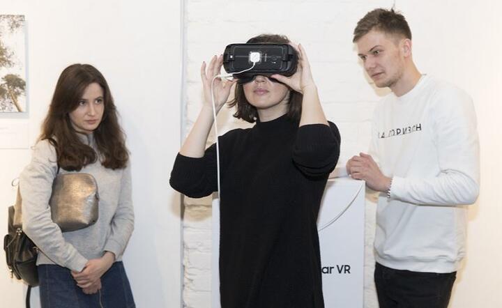 VR / autor: Samsung