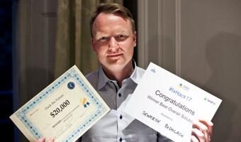 Przyszedł, trafił do naprędce dobranego zespołu i wygrał. Sukces Polaka na londyńskim Blockchain Hackathon