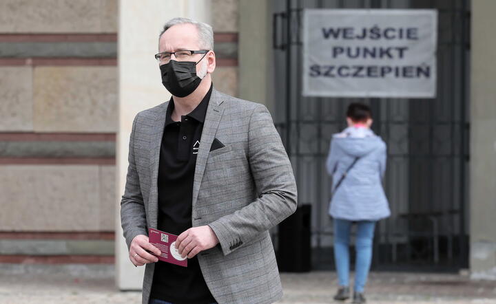 Adam Niedzielski po szczepieniu / autor: PAP