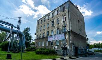 Lokatorzy alarmują: miasto czeka na śmierć budynków