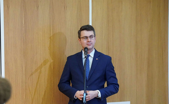 Rzecznik rządu Piotr Müller / autor: Fratria