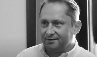 Nie żyje  Kamil Durczok. Dziennikarz miał 53 lata. "Miał krwotok"