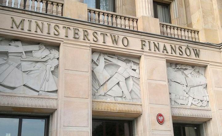 MF może być zadowolone z wyników ostatniego przetargu zamiany obligacji skarbowych / autor: Siedziba Ministerstwa Finansów, fot. Fratria