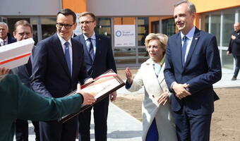 Premier: rząd PiS zwiększył trzykrotnie miejsca w żłobkach