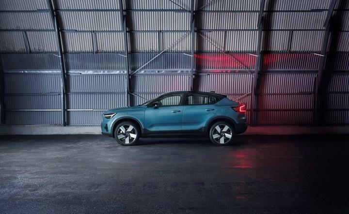 Volvo z napędem elektrycznym / autor: volvocars.com
