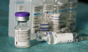 BioNTech opracował fabrykę szczepionek wykonaną z kontenerów