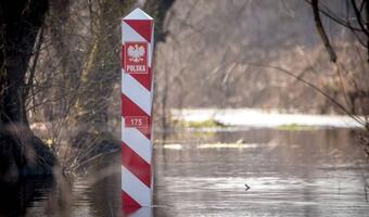 SG: Akcja ratunkowa na bagnach przy granicy z Białorusią