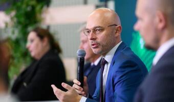 Kurtyka: Wielkie koncerny motoryzacyjne zaczynały od wsparcia państwa