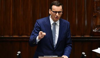 Premier: nakłaniam, by kupować polskie obligacje