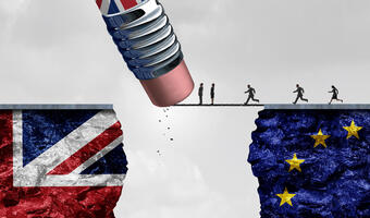 TWARDY BREXIT: Możliwe groźne skutki dla operacji walutowych