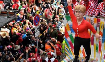 To było do przewidzenia. Merkel będzie rządzić KE z tylnego siedzenia