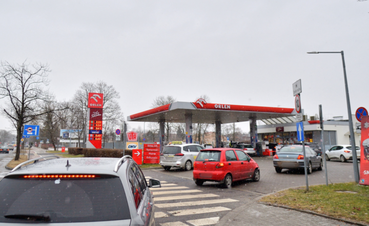 Stacja paliw / autor: PAP/Przemysław Piątkowski