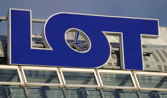 Trudny 2021 rok dla LOT-u. Ponad miliard straty