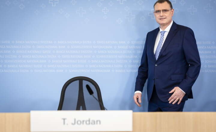 Thomas Jordan, prezes SNB, banku centralnego Szwajcarii / autor: PAP/EPA/MICHAEL BUHOLZER