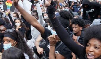 USA: Protestujący zburzyli pomnik Kolumba. "To ludobójca!"
