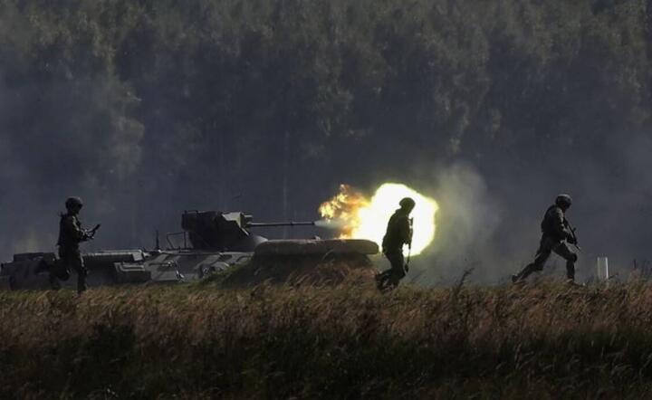 Wojska rosyjskie / autor: PAP/EPA/MAXIM SHIPENKOV