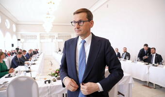 Premier: Likwidujemy ulgę dla klasy średniej, obniżamy PIT