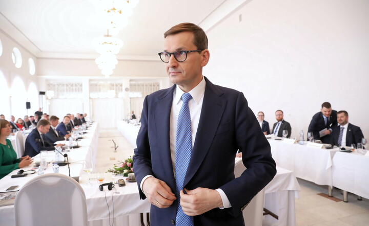 Premier: Likwidujemy ulgę dla klasy średniej, obniżamy PIT