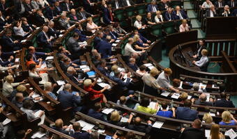 Ponadpartyjna zgoda w sprawie tzw. pakietu paliwowego, który przetnie nadużycia z VAT