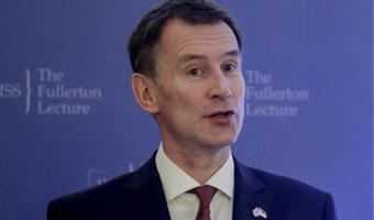 May ma znaleźć sposób na przyjęcie brexitu przez parlament