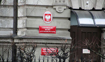 CBA zatrzymało osoby związane z PGZ i MON