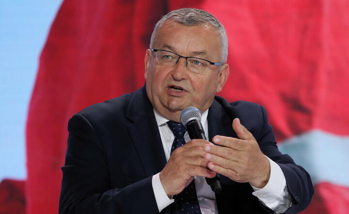 szef MI Andrzej Adamczyk / autor: fotoserwis PAP