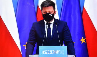 Dworczyk: Skracamy odstęp pomiędzy terminami podania dawek