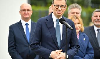Premier: Platforma Obywatelska zabierze 13 i 14 emeryturę