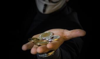 Miała zarobić na kryptowalutach, a straciła 20 tys. zł