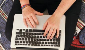 Brytyjski rząd będzie zachęcał do pracy stacjonarnej