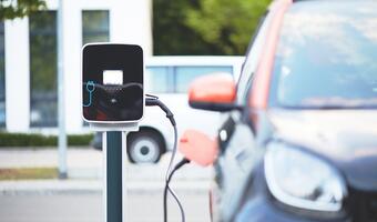 Jak elektromobilność wpływa na rynek pracy w Polsce?