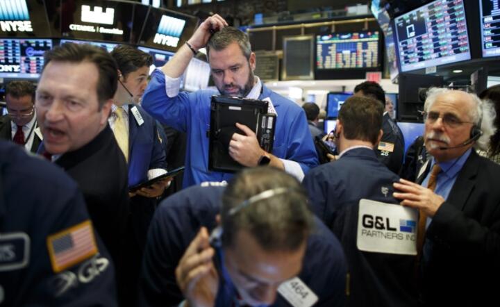 Parkiet na Wall Street, fot. PAP/EPA/Justin Lane