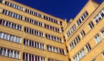 Potrzebna zmiana "ustawy deweloperskiej"? Przedstawiciele branży chcą uniknąć powtórki Amber Gold