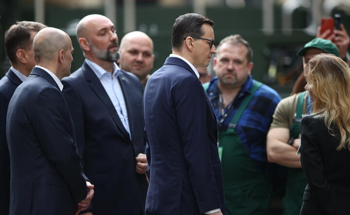 Morawiecki o Tusku: niszczyciel polskiego przemysłu