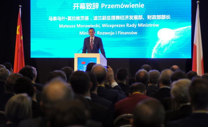 Wicepremier, minister rozwoju i finansów Mateusz Morawiecki, podczas Chińsko-Polskiego Forum Inwestycji i Infrastruktury Logistyczne, fot. PAP/Marcin Obara
