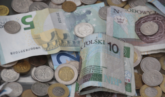 Ujemne oprocentowanie w bankach: Polacy wycofają pieniądze?