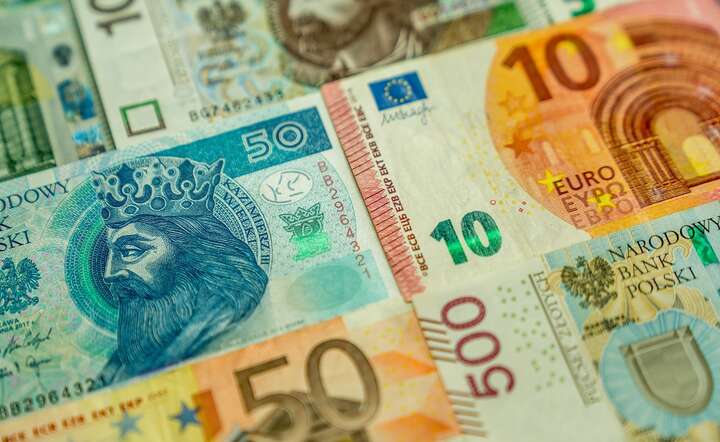 Aktywa finansowe Polaków wzrosły o 14 proc. r/r do 943,1 mld euro w 2025 r. / autor: Fratria /AS