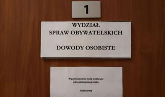 Bezgotówkowo już w ponad 1,5 tys. polskich urzędów