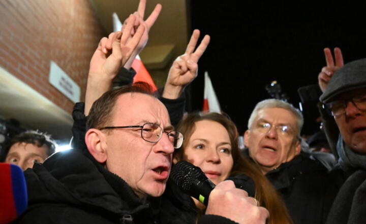 Mariusz Kamiński i Maciej Wąsik opuścili więzienie
