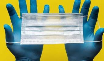 Ekspert: pandemia może zacząć wygasać na wiosnę, prawie lockdown na Słowacji