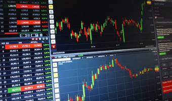 Nowy podatek straszy GPW, a dolar świat