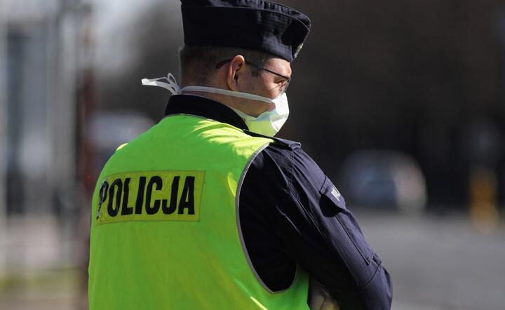 Policjant / autor: PAP/Leszek Szymański