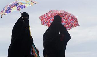 Merkel skrytykowana za politykę migracyjną